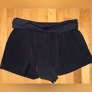 Joylab shorts. Black size Medium. Womens. EUC